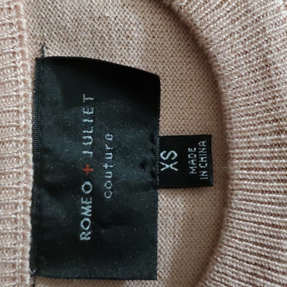 ROMEO + JULIET COUTURE Pinkish Peach Chevron Sweater Mini Dress-EUC-Sz XS - Picture 7 of 15